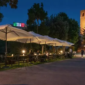 Osteria Belvedere , San Leo Italien